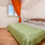 Anka * Rogoznica (Sibenik-Knin)