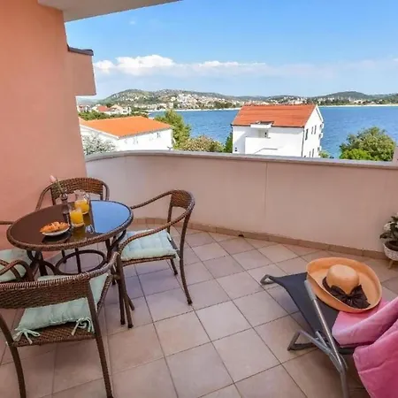 Anka * Rogoznica (Sibenik-Knin)