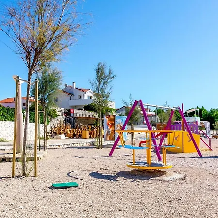 Anka * Rogoznica (Sibenik-Knin)