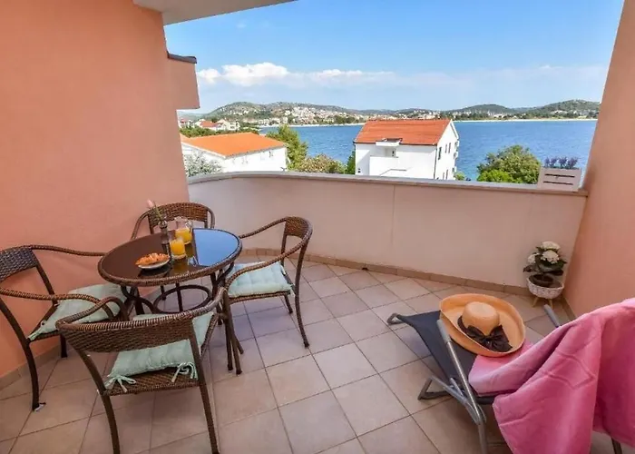 Anka * Rogoznica (Sibenik-Knin)